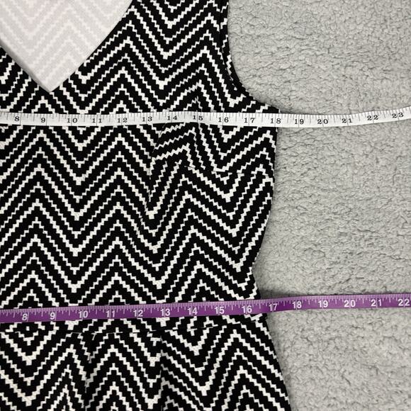 Enfocus Studio Dress Women size 14 Sleeveless Chevron Stripes Stretch Fit Flare - Picture 6 of 11